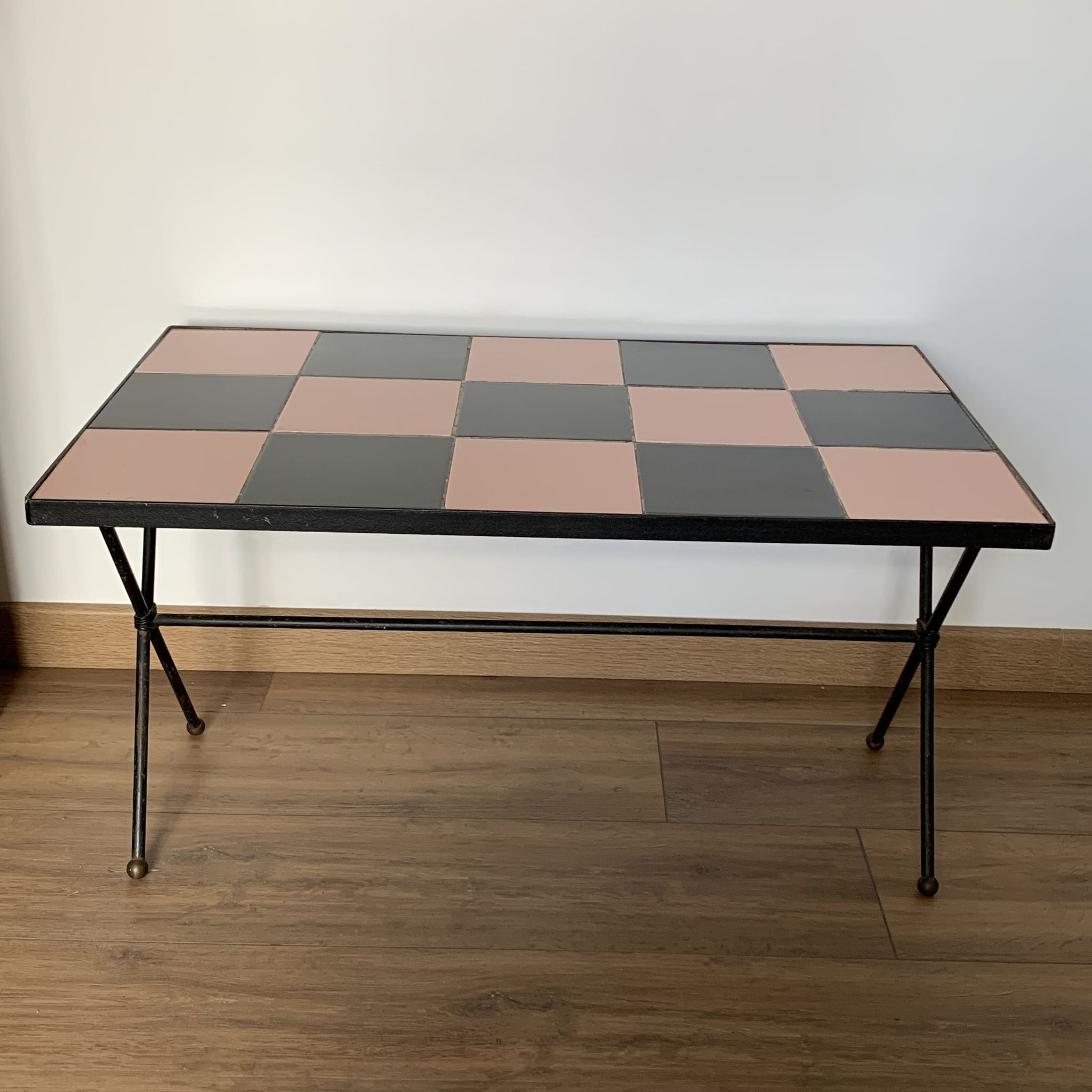 Table basse damier
