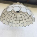 Mother-of-pearl suspension