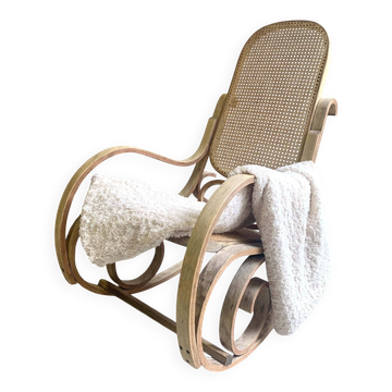 Chaise berçante avec assise et dossier en cannage