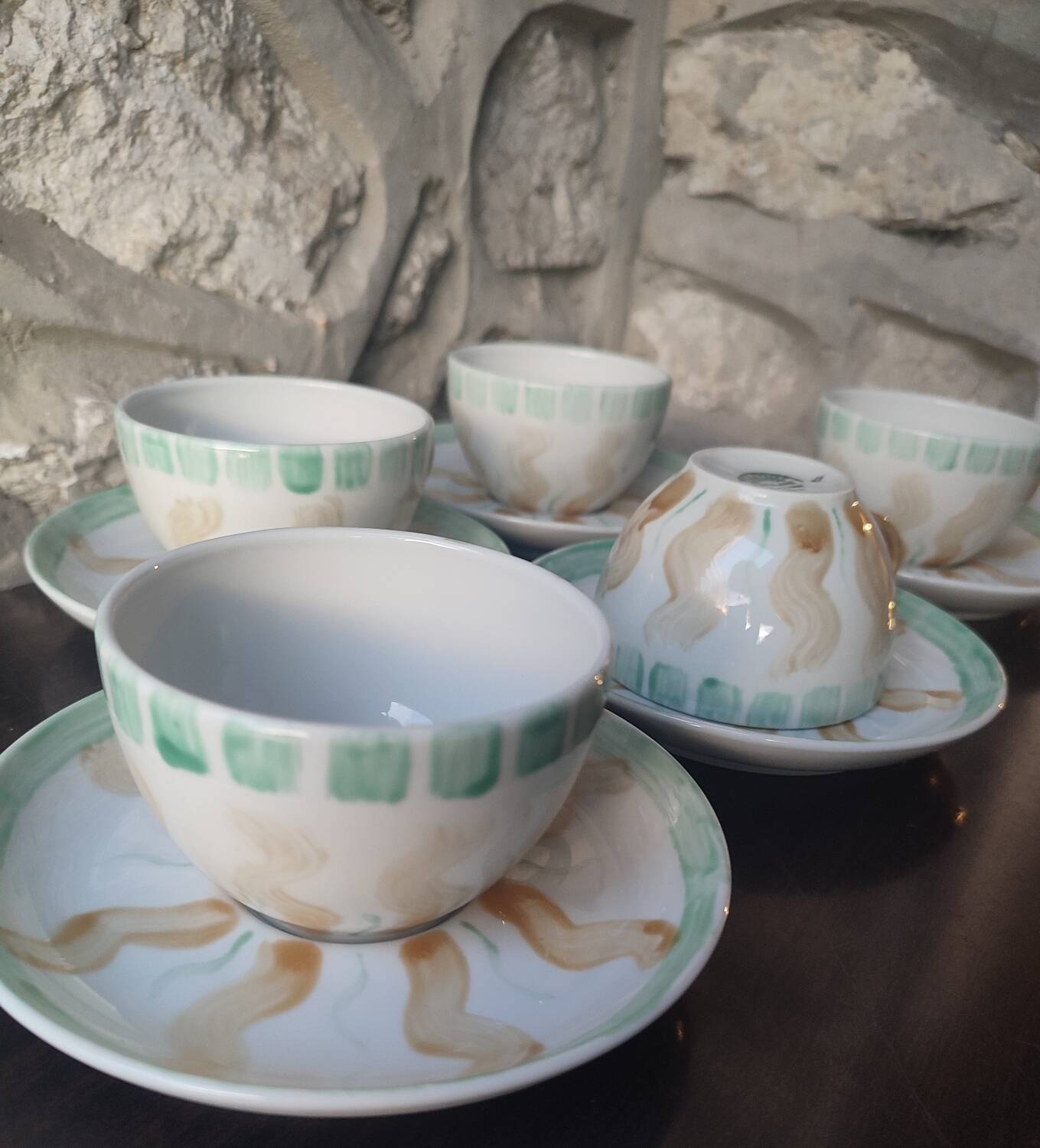 5 coffee cups and saucers Pillivuyt France