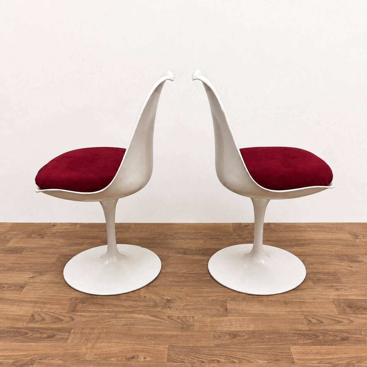Tulip Chairs by Eero Saarinen for Knoll