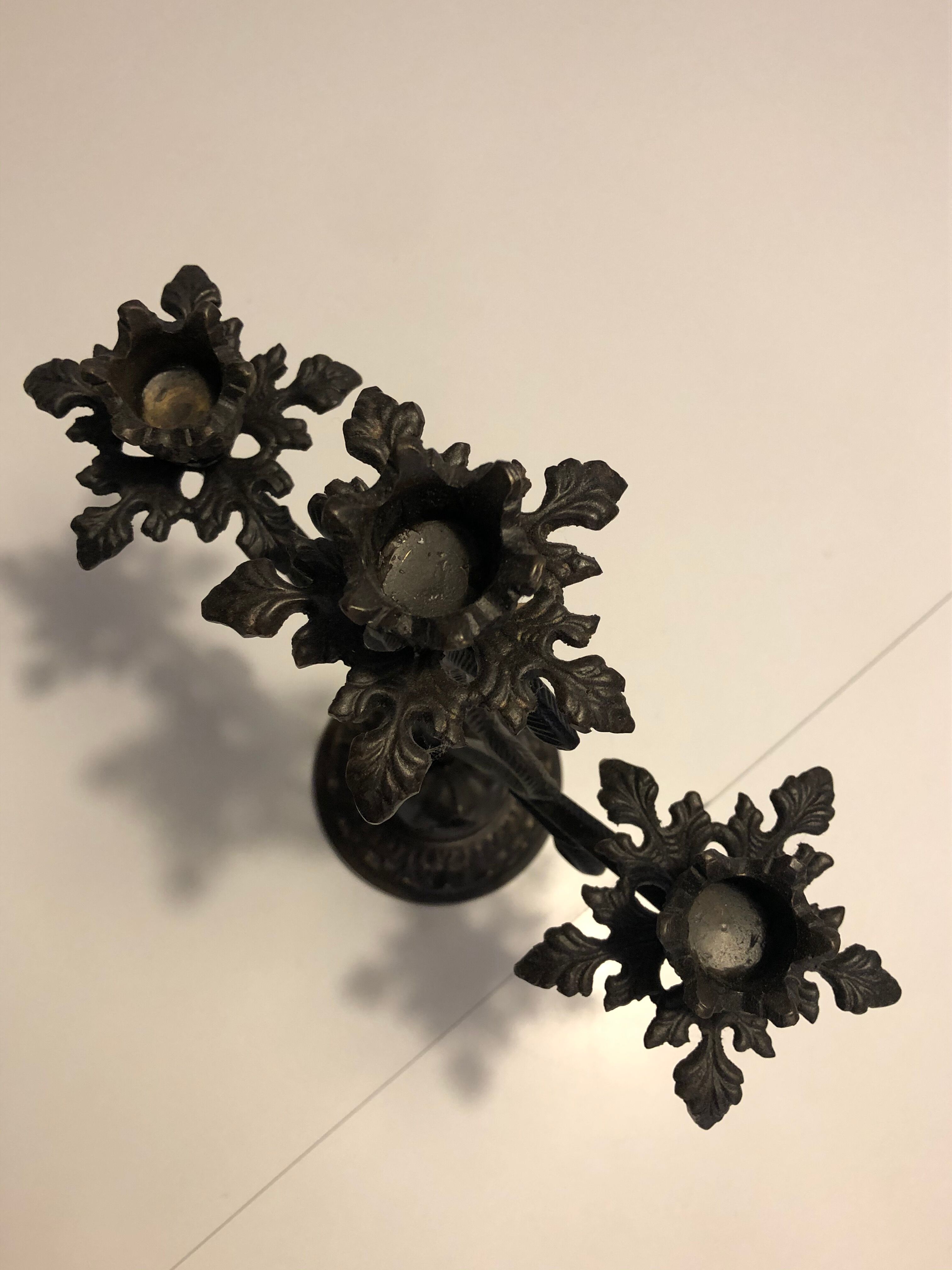 3 branches candlestick