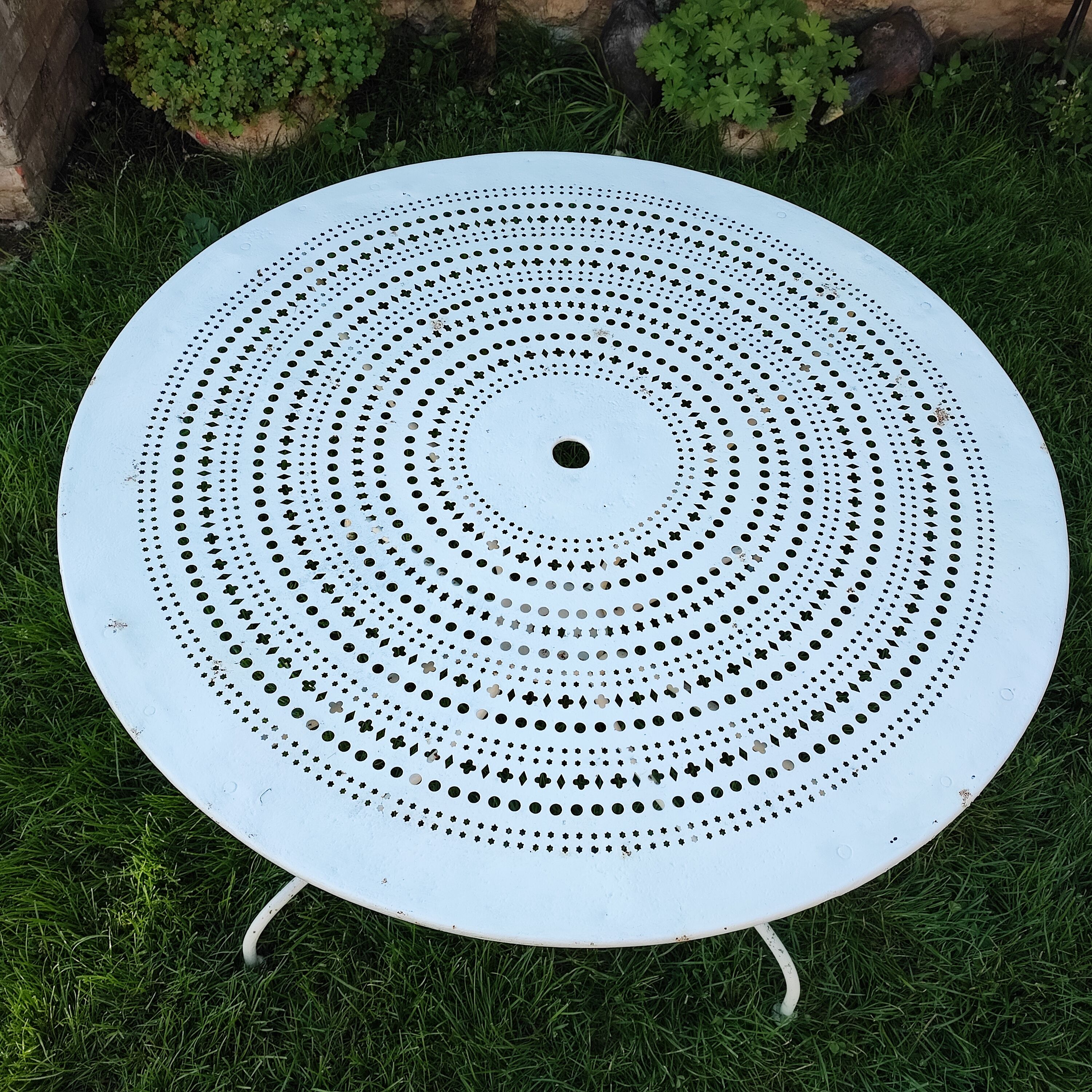 Table de jardin
