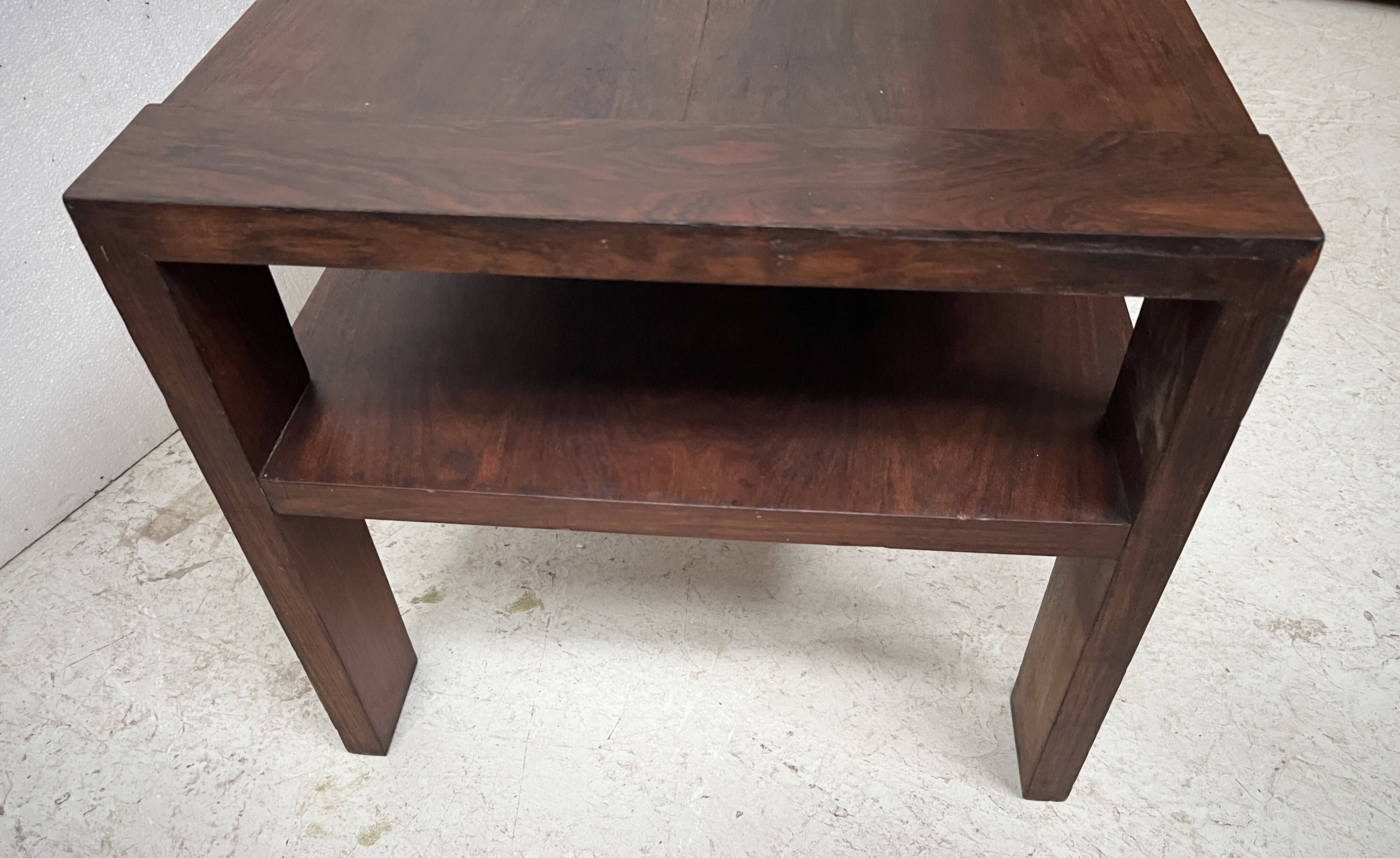 Art Deco coffee table in mahogany and veneer 20th century