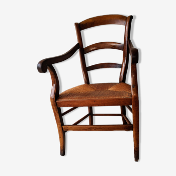 Ancient Provençal chair mulched seat