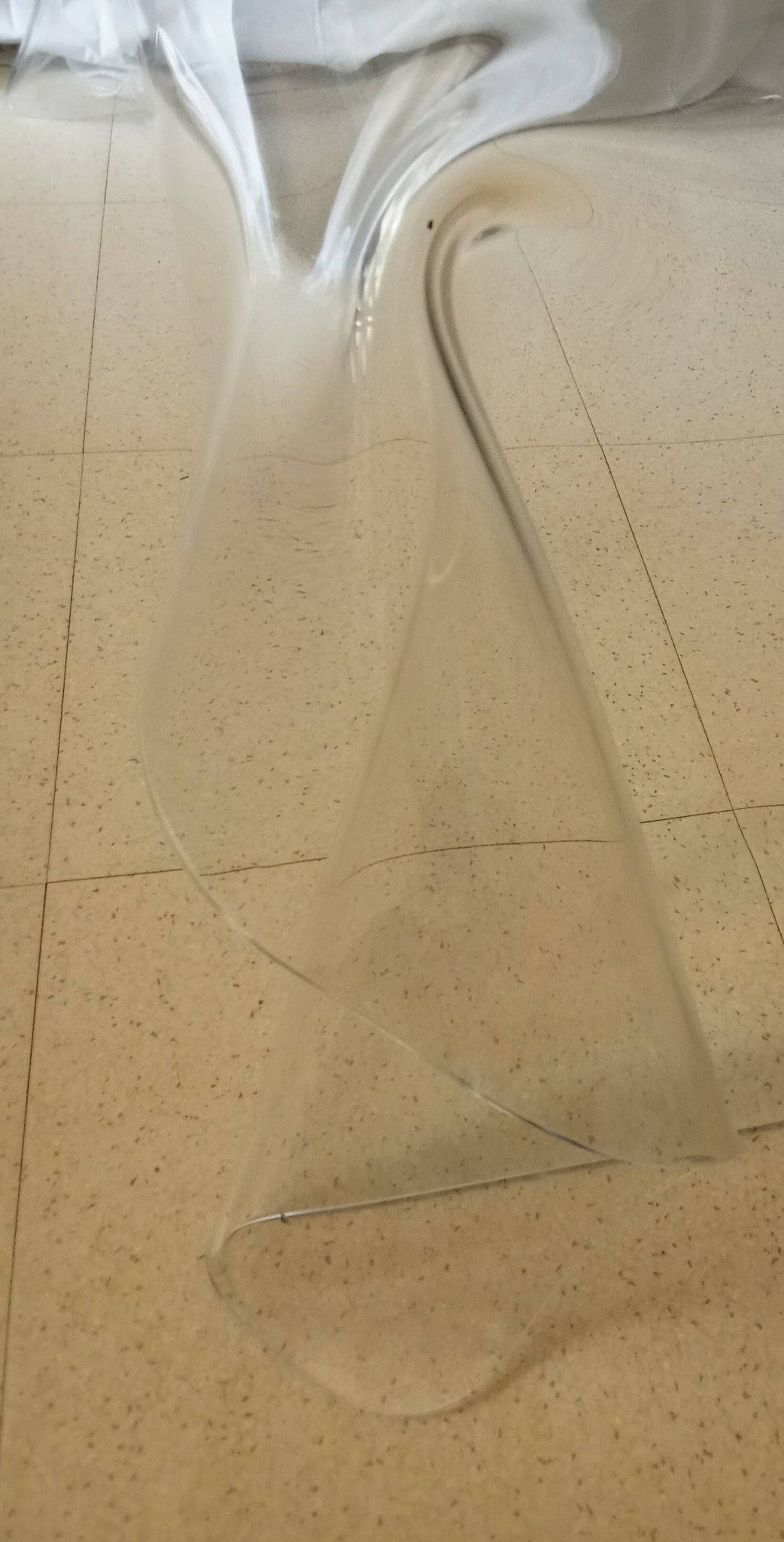 Low table plexiglass