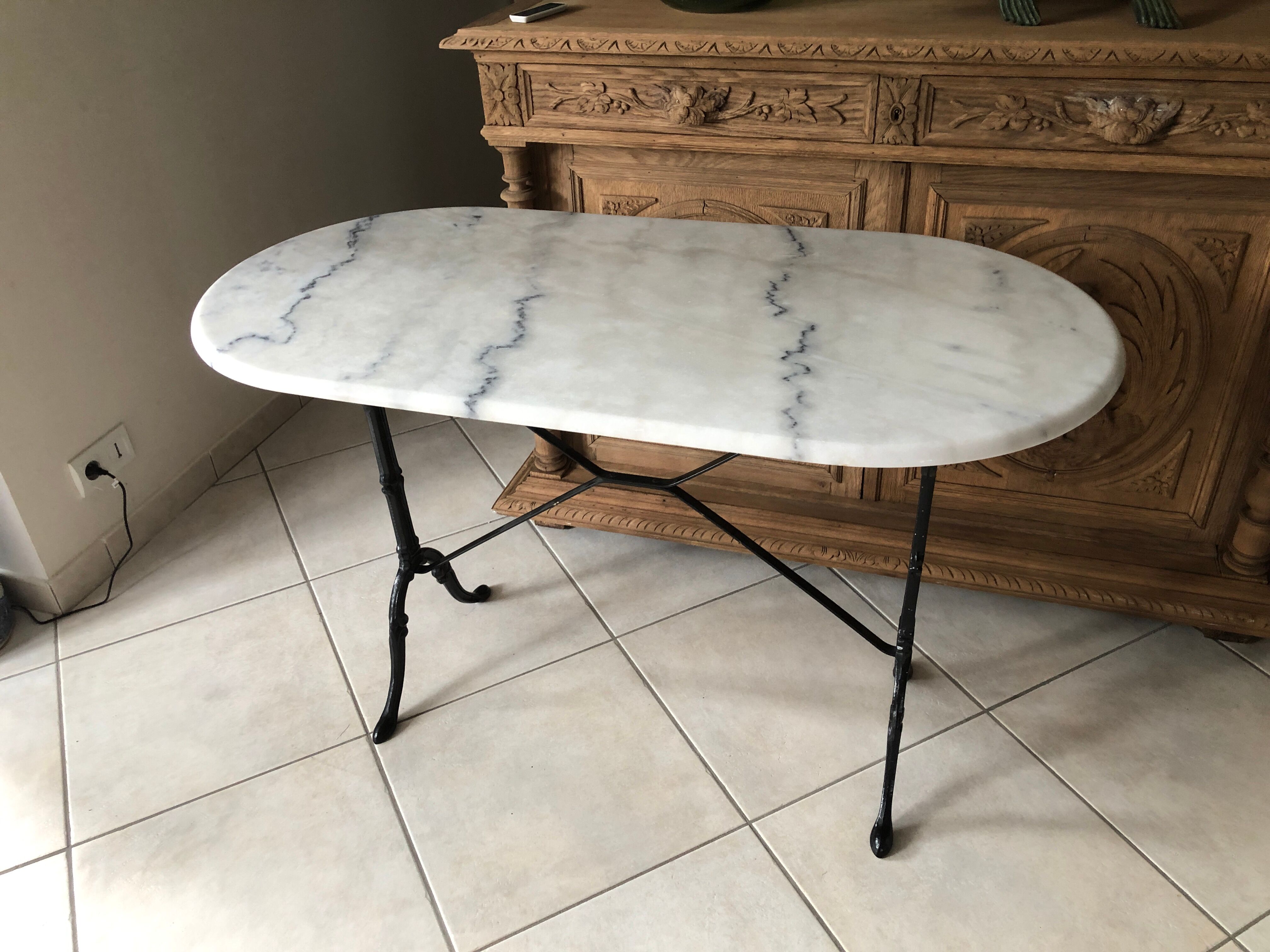 Table bistrot en marbre