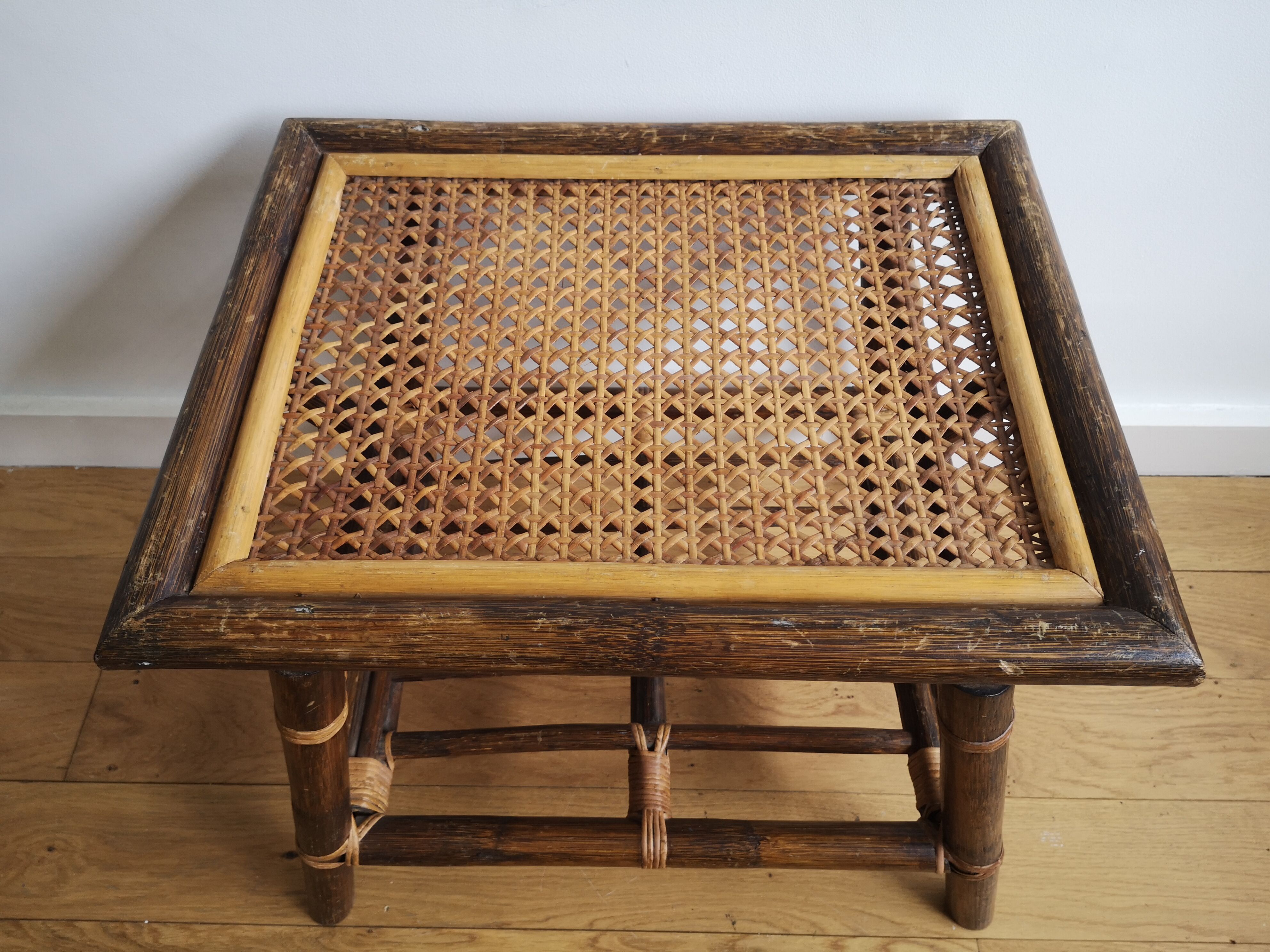 Bamboo coffee table and canning