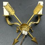 Empire style arrow wall light