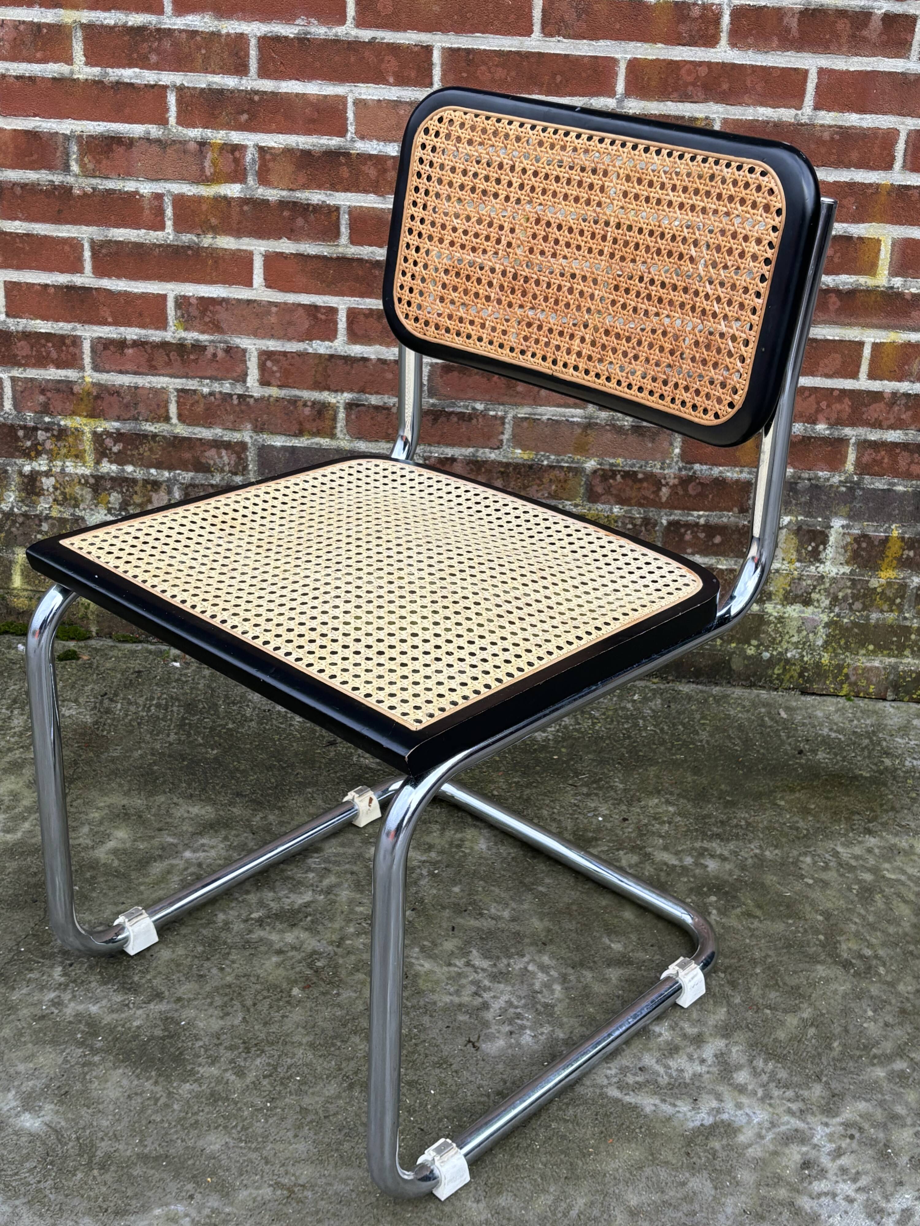 Cesca chair b32 model in chrome and black