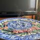 Assiette en barbotine