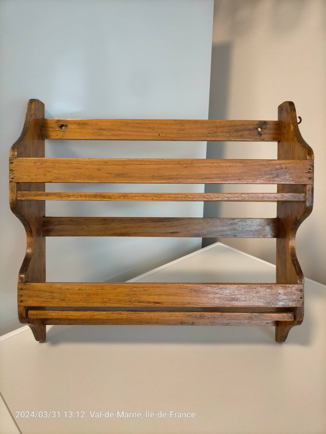 Étagère bois vintage