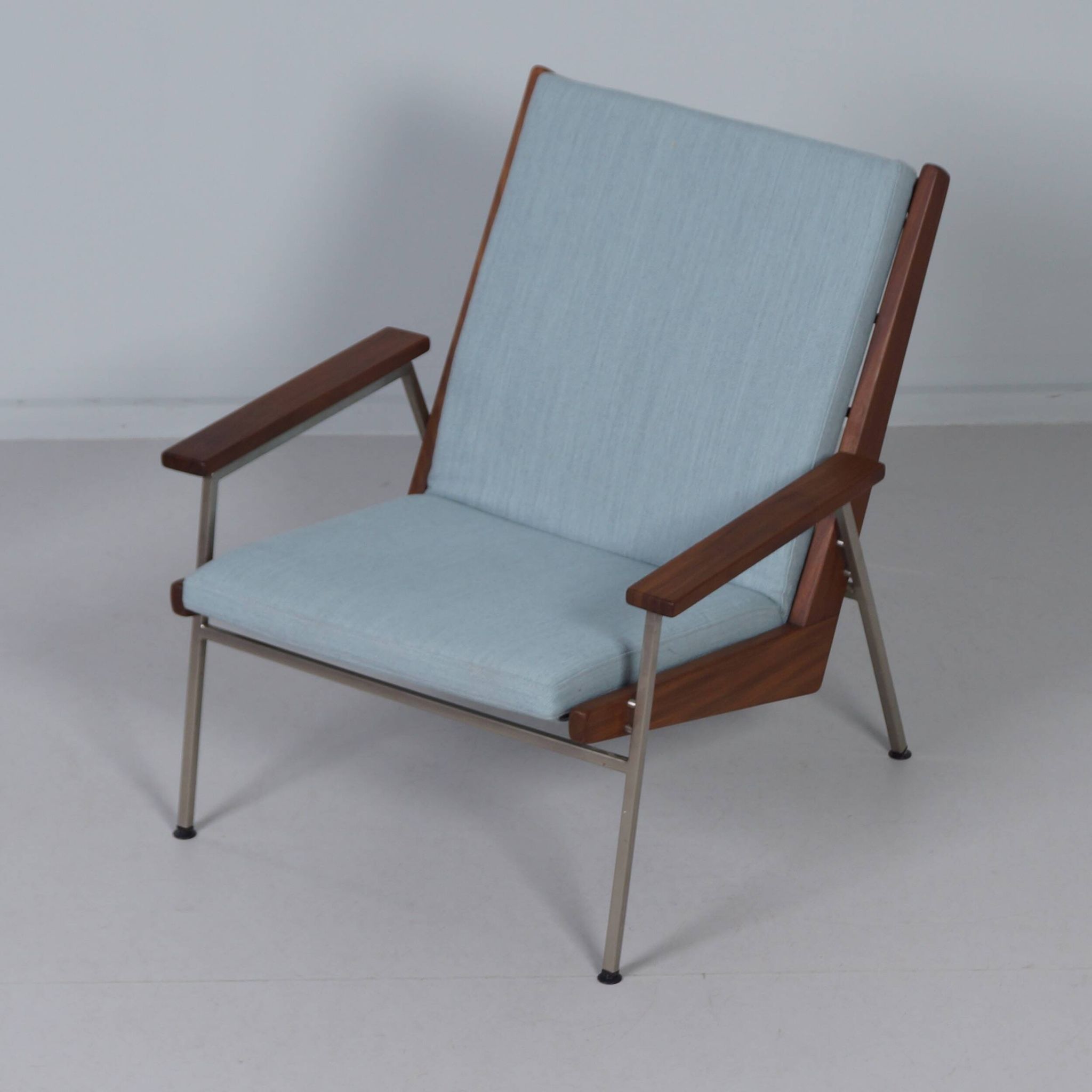 Vintage armchair model 2520 by Gelderland, blue upholstery, 1960s