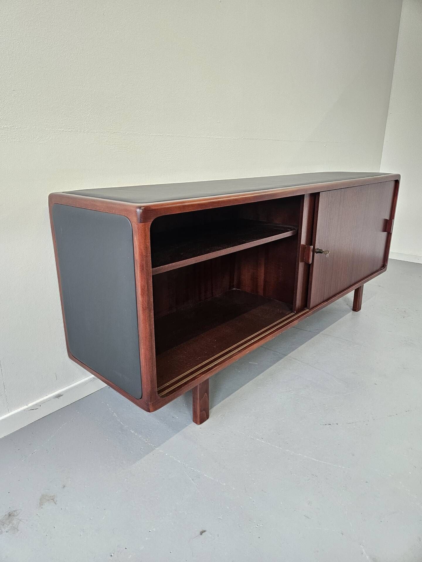 Enfilade vintage design en teck et cuir , années 70