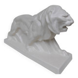 Cracked ceramic lion