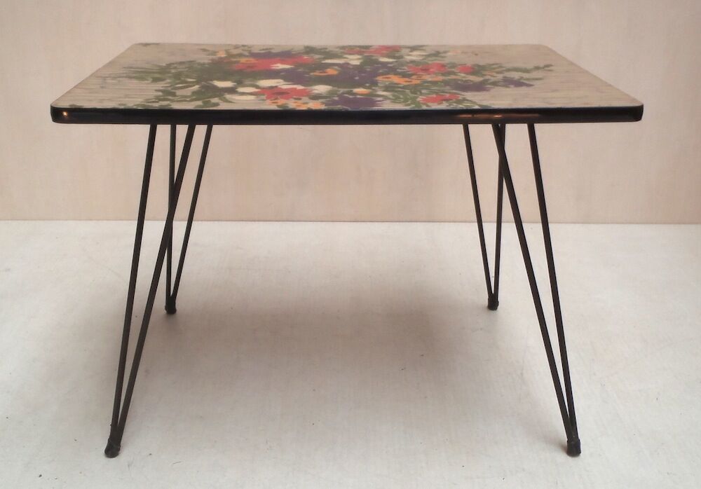 Living room of origin and time table 1950s / 1960