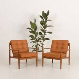Rare Grete Jalk teak lounge chairs in aniline cognac leather for Cado