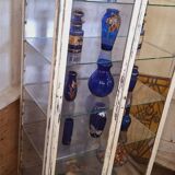 Vitrine médicale ancienne