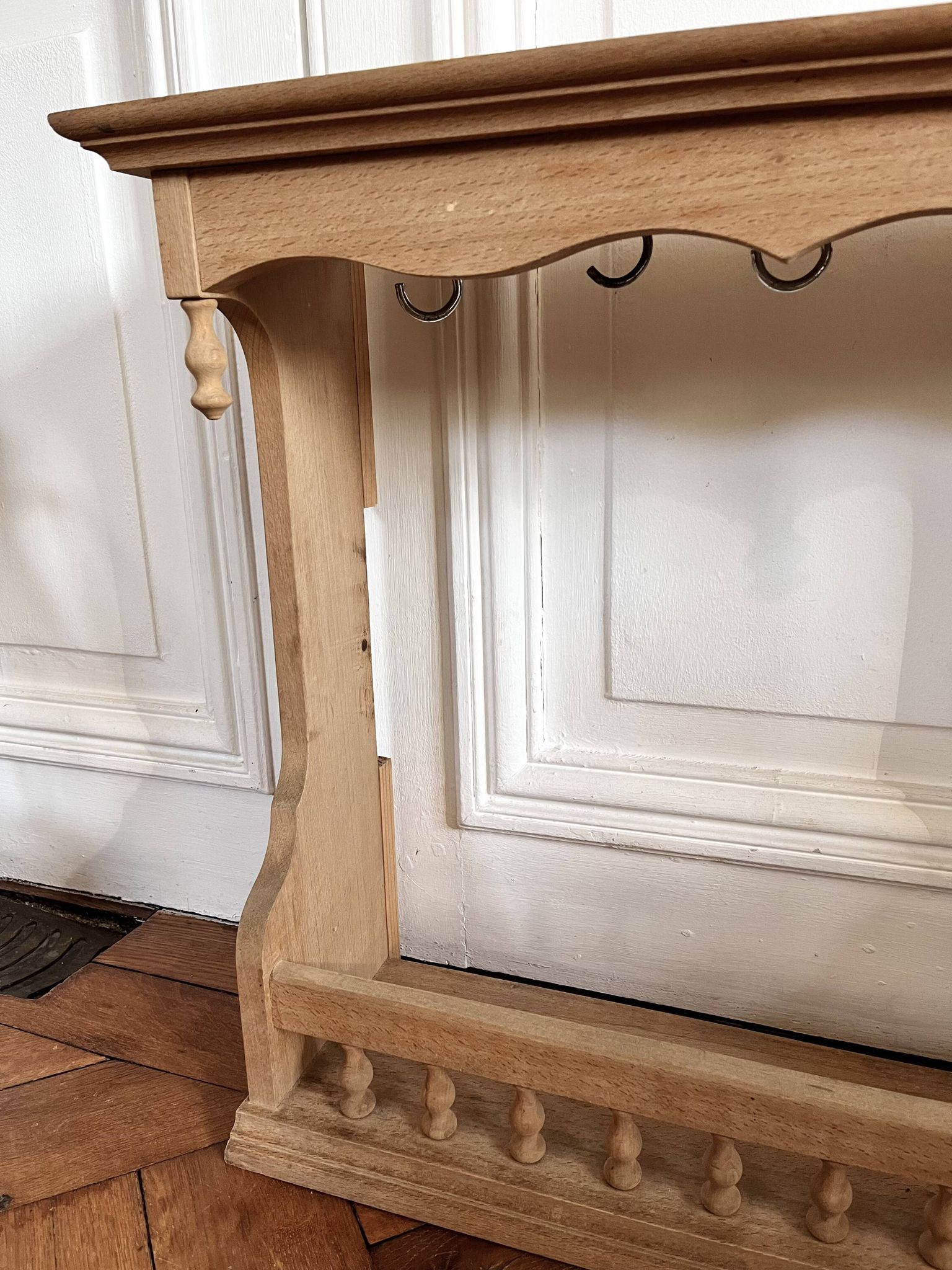Wooden wall-mounted dresser shelf