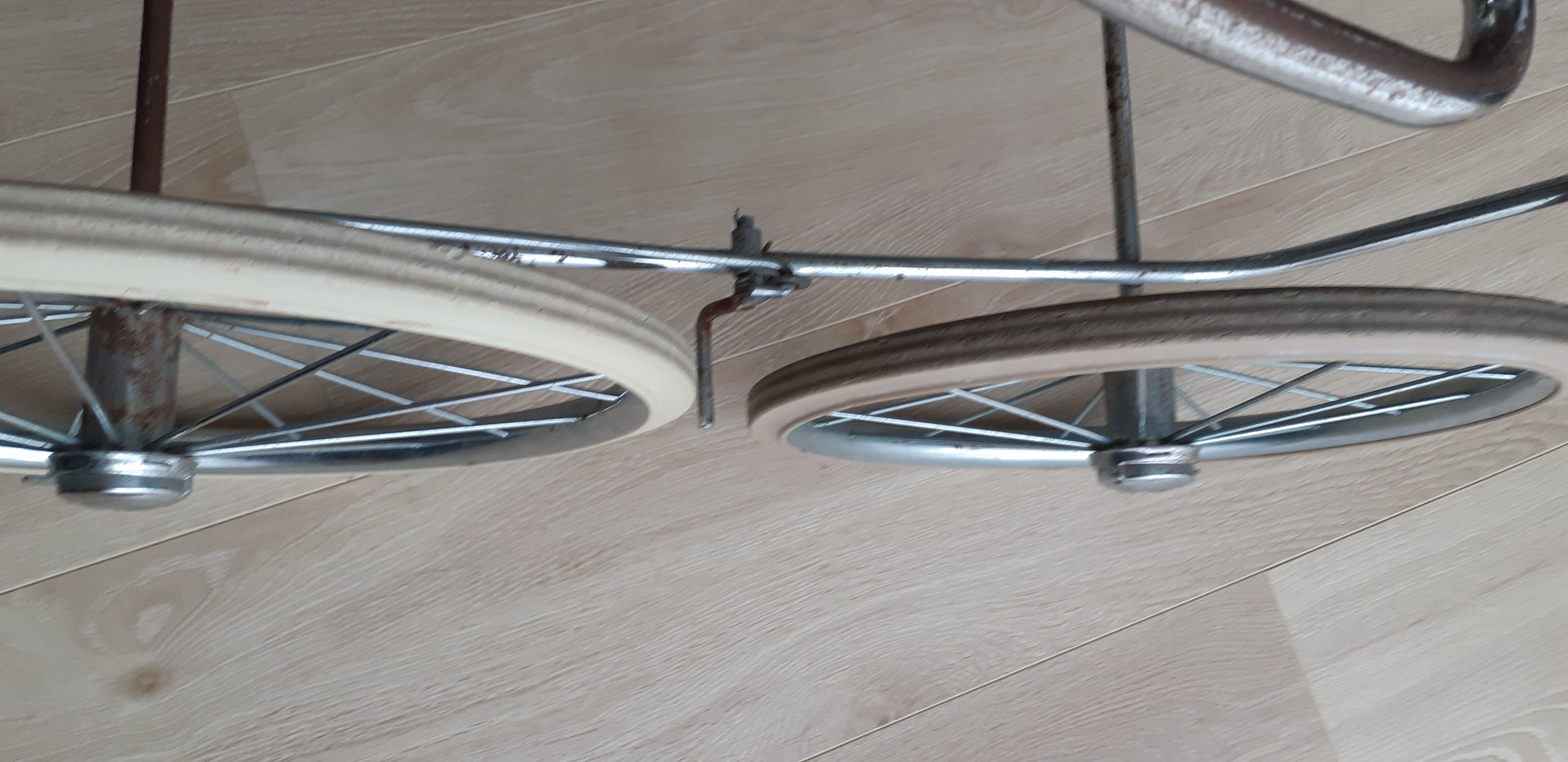 English style Silver Cross pram