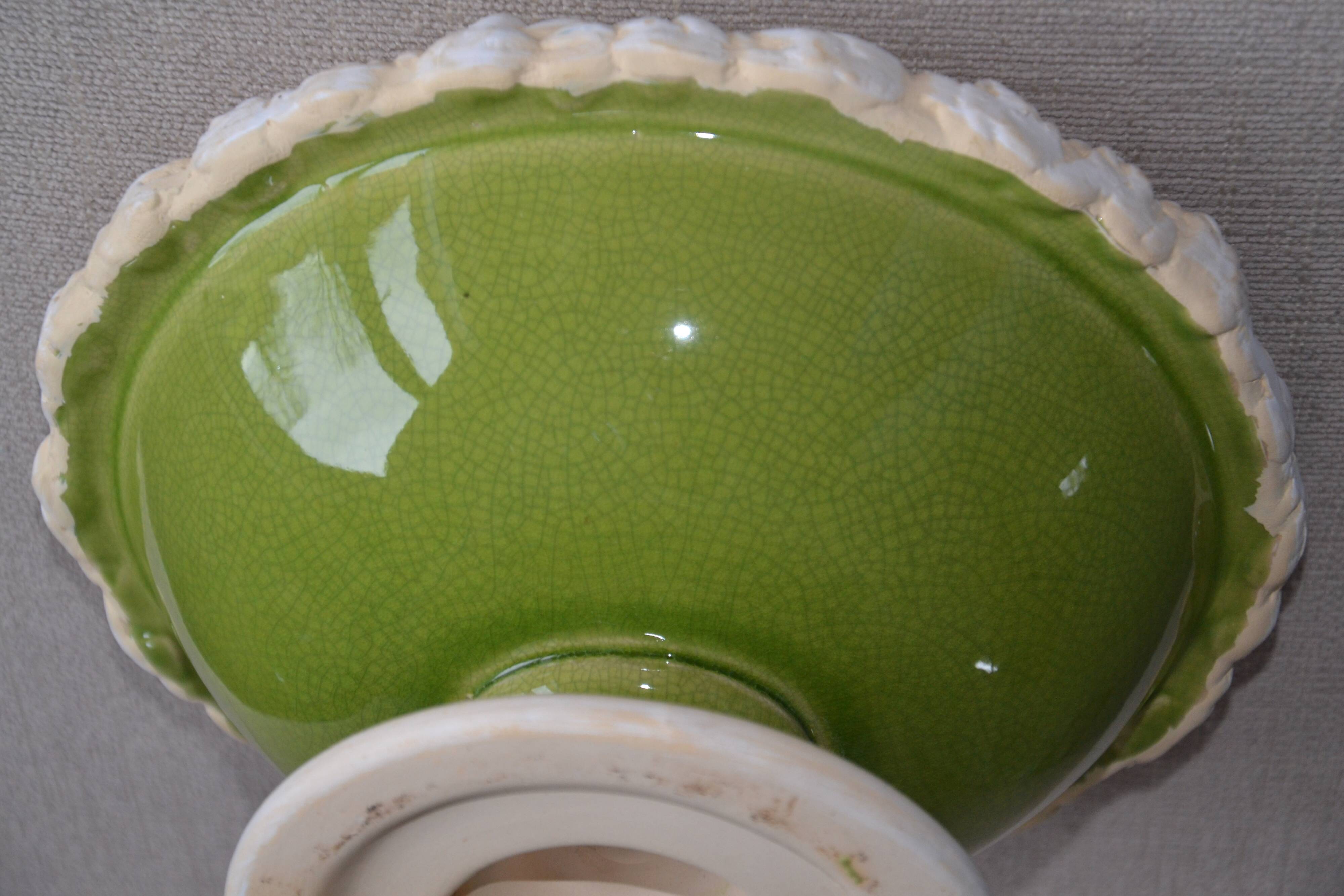 Fruit bowl in enamelled earthenware and sculpted biscuit