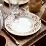 6 old plates in iron earth.