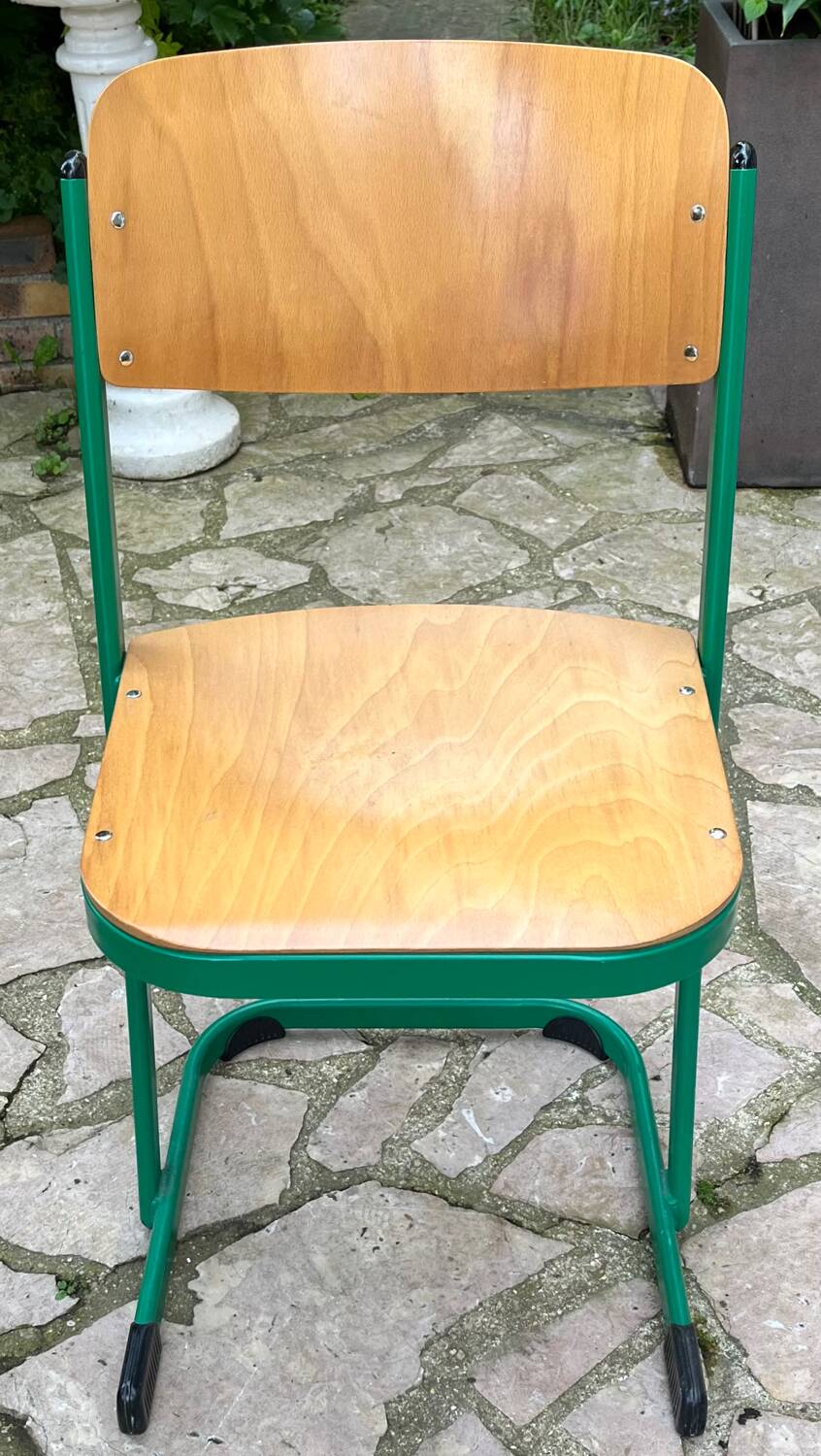 School chair VS Germany