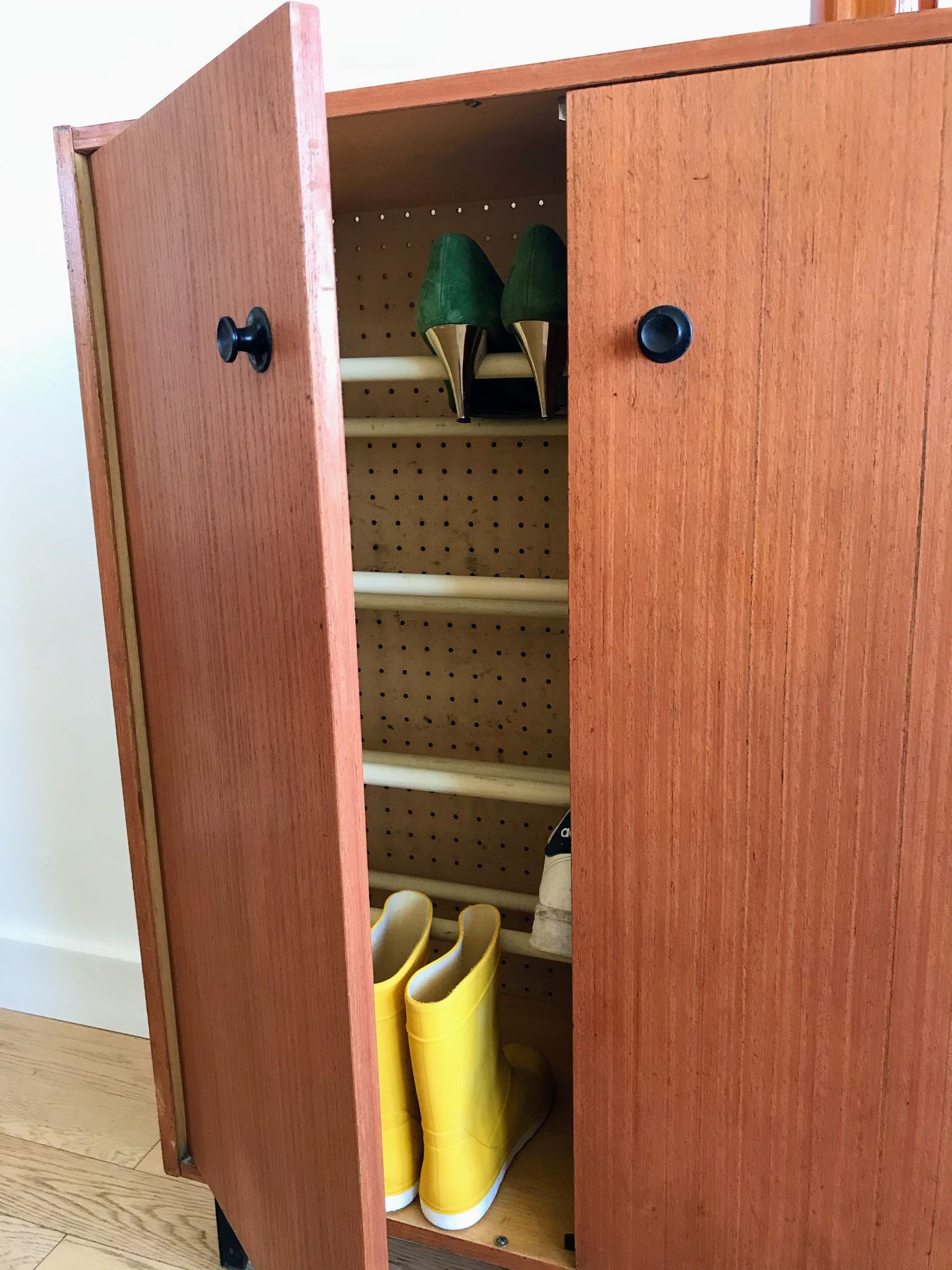 Wooden shoes cabinet