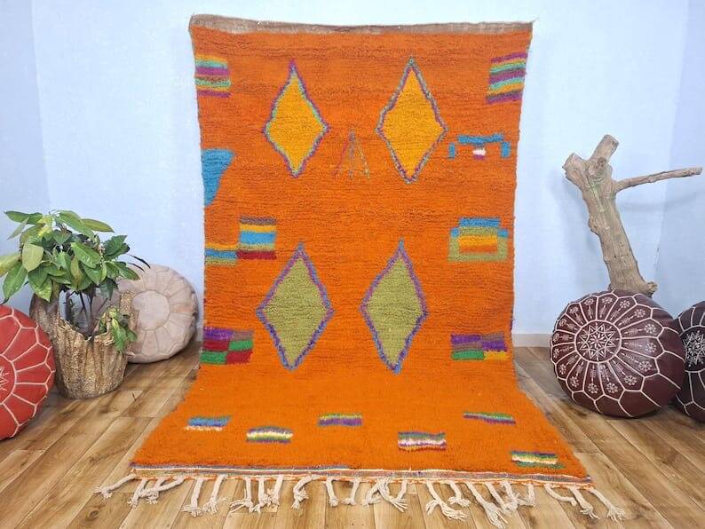 Handmade traditional Beni Ourain Berber rug, size 150 x 250 cm.