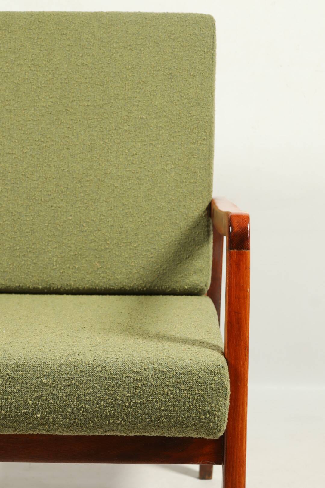 Fauteuil vintage avec coussins et boucles vertes en bois, 1980