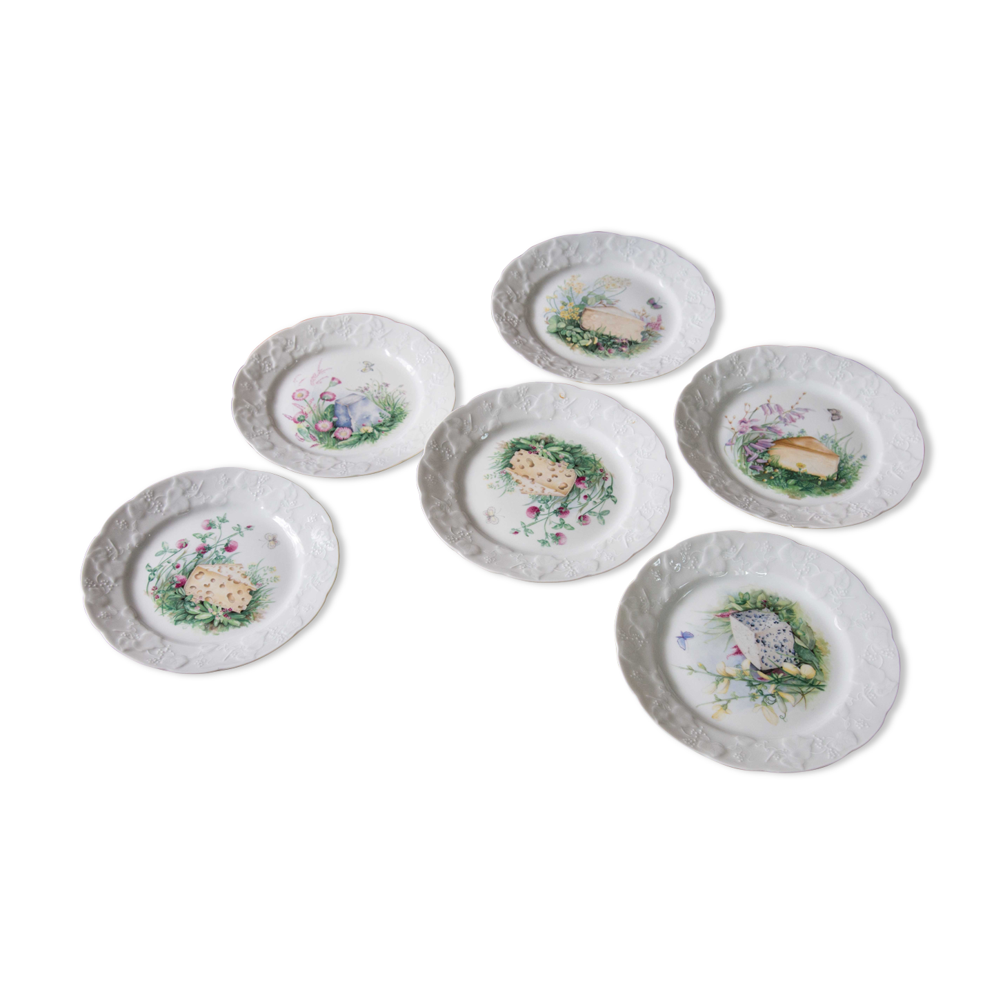 Cheese plates and knives