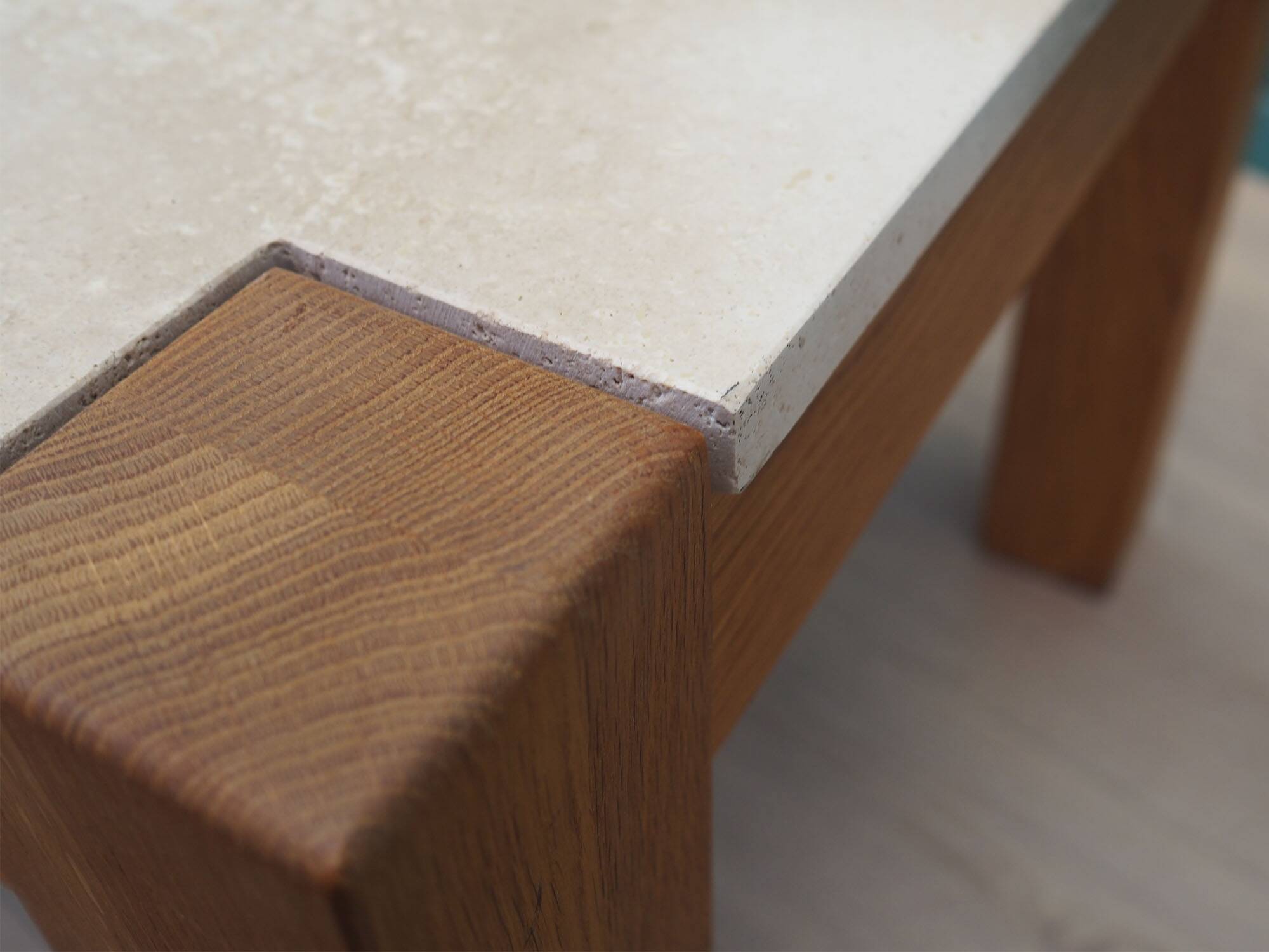 Table basse en chêne, design danois, années 1970, production : Danemark