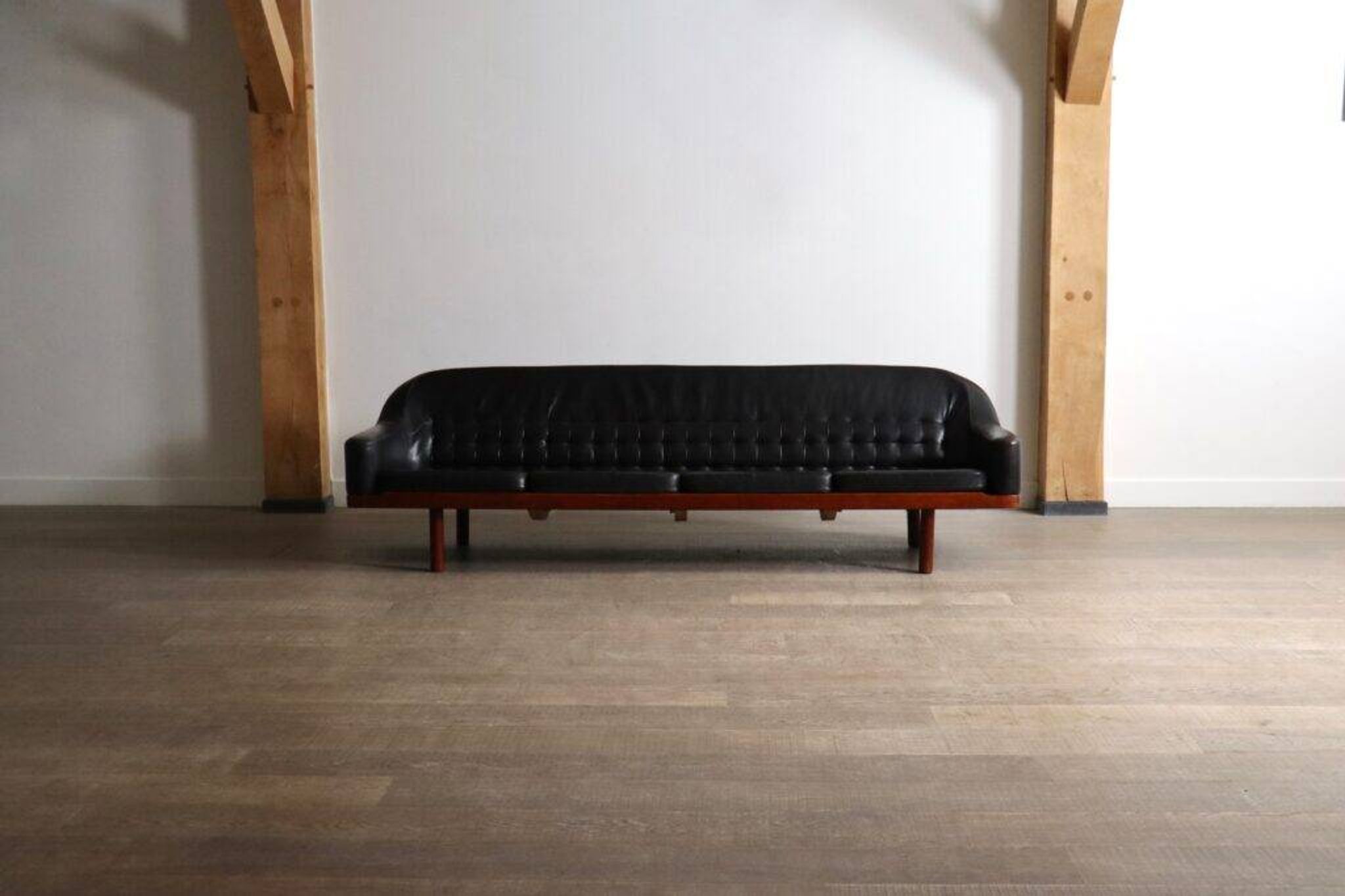 Canapé Arne Halvorsen '2010' en cuir noir, Norvège, années 1960.