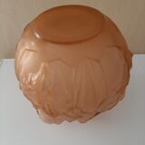 Vase P. De Cagny
