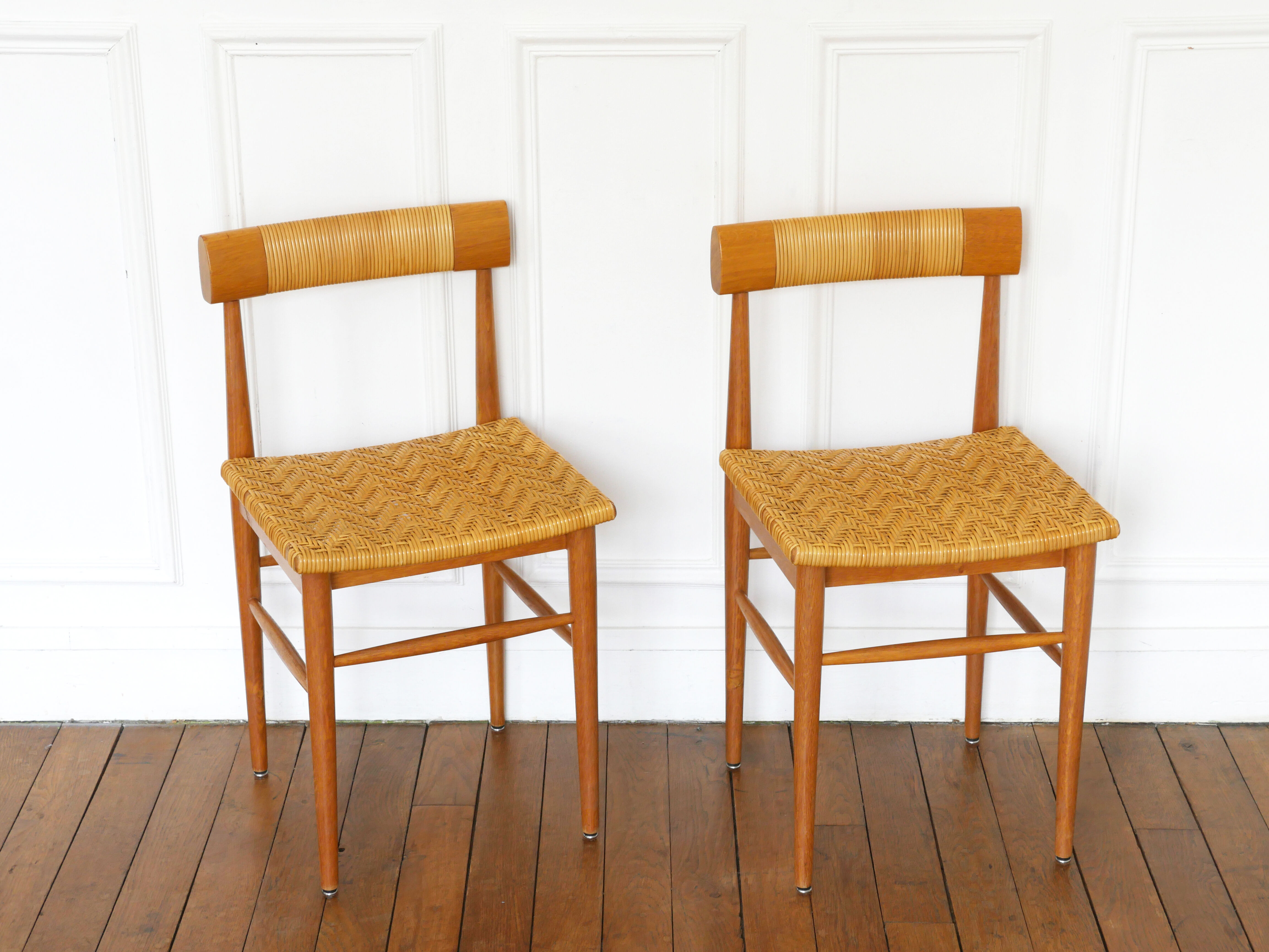 2 chairs