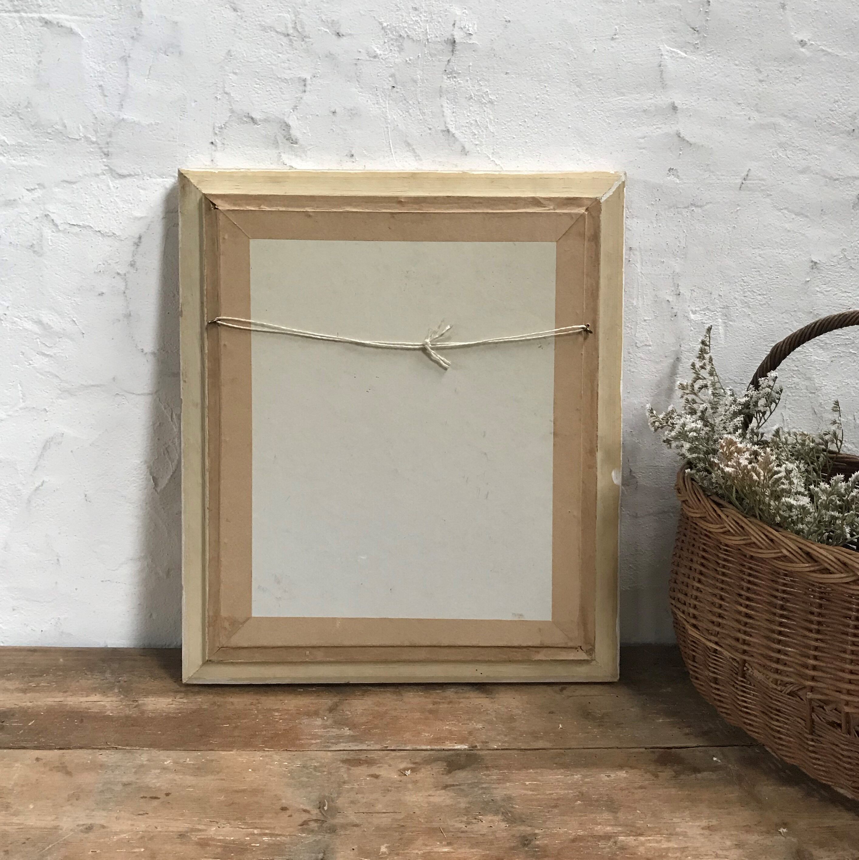 Table bouquets of yellow roses