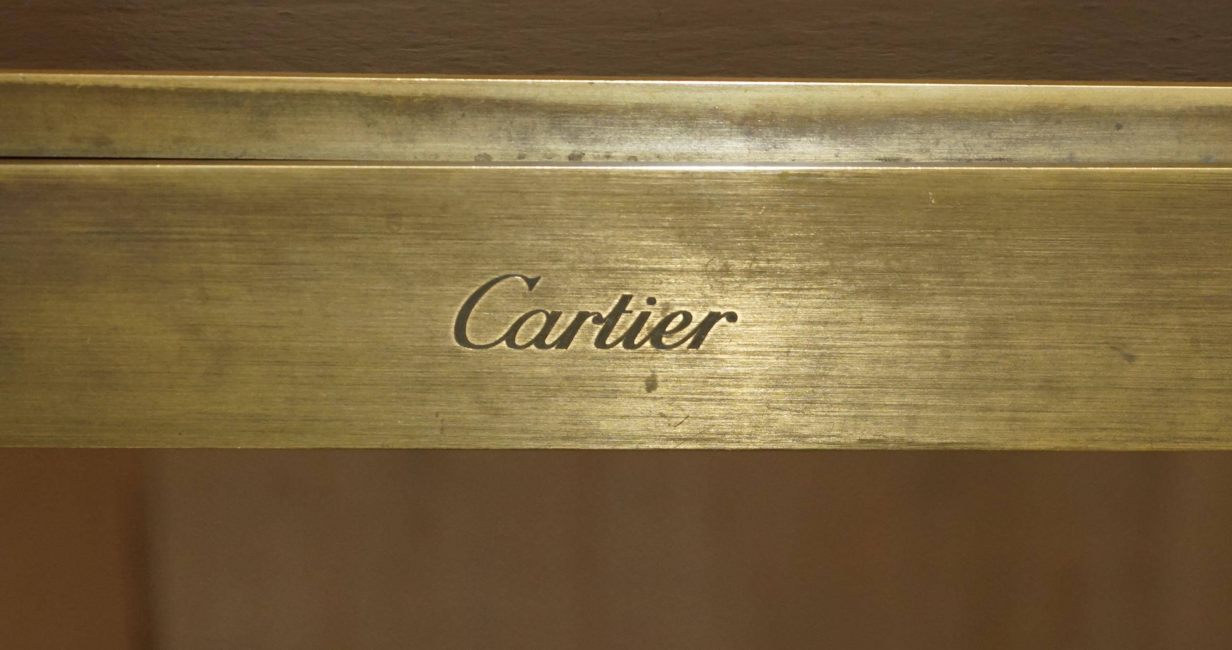 Bureau d'écriture moderne milieu du siècle Cartier Paris bronze cuir