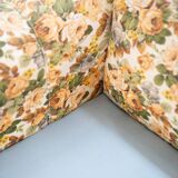 2-seater sofa, floral fabric, wooden structure, plastic and wooden legs, 1970