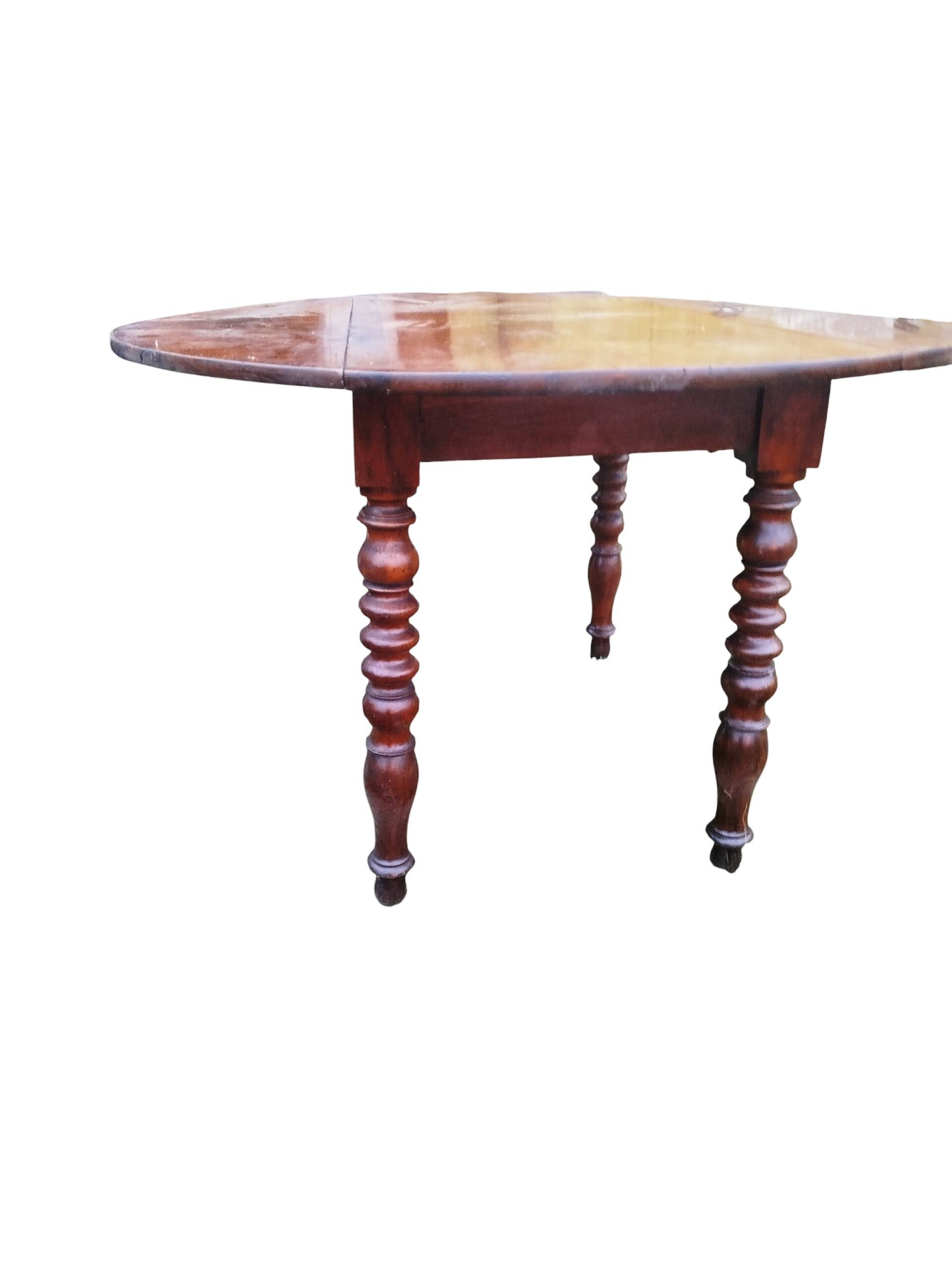 Table ronde Louis Philippe