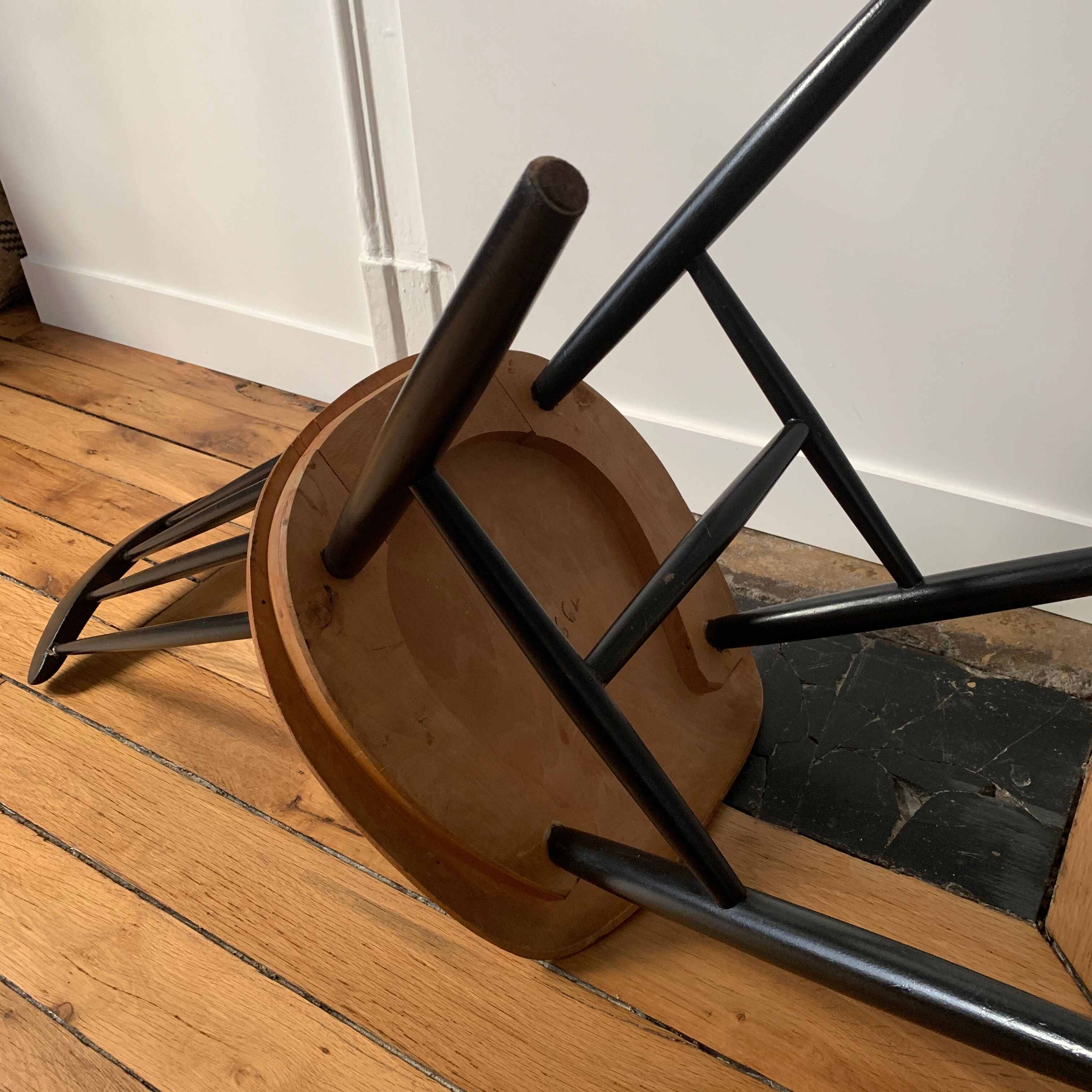 Chaise d'Ilmari Tapiovaara 1960