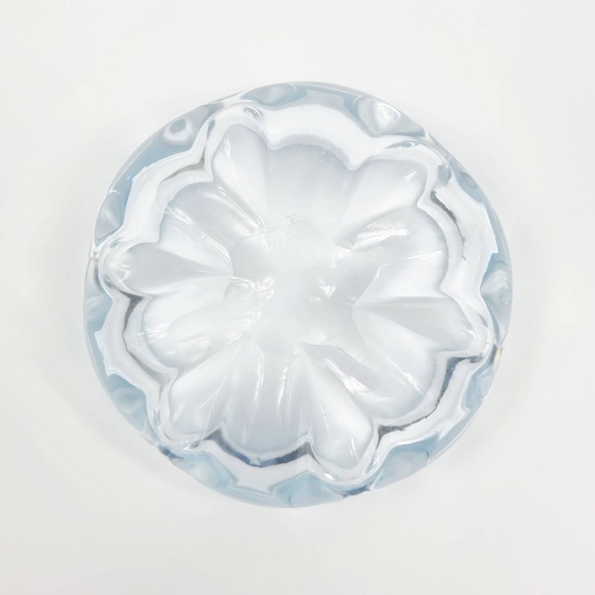 Bol Scandinave Mid-Century en Verre Cristal "Stella Polaris" par Vicke Lindstrand pour Orrefors, 1960s