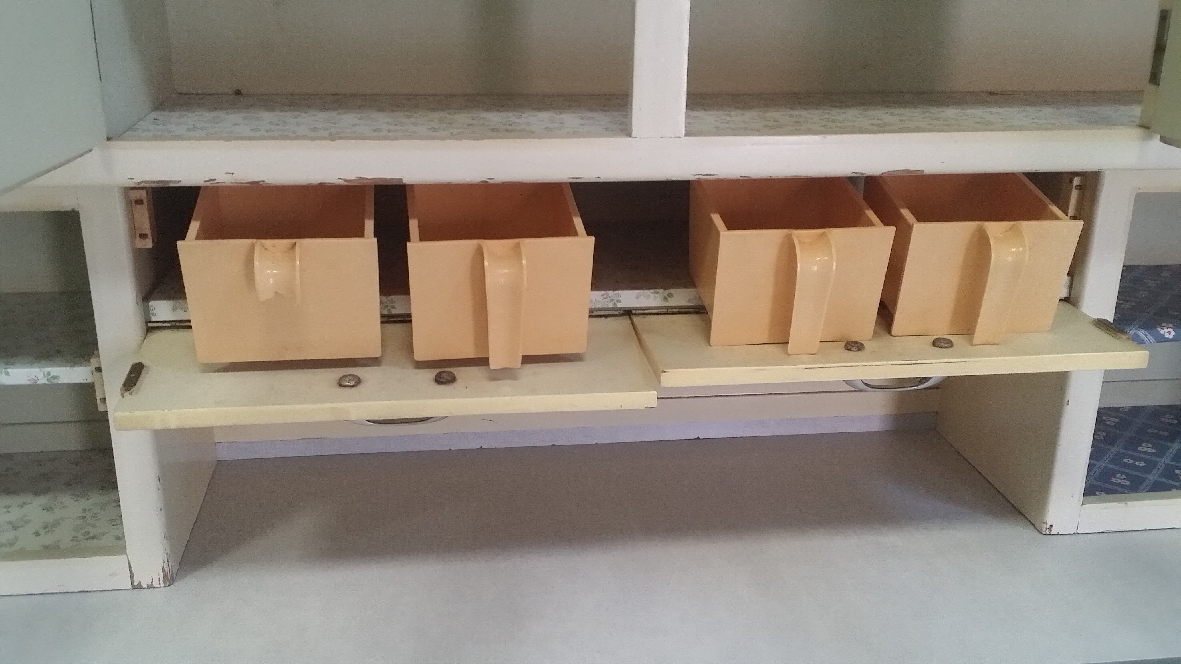 Buffet de cuisine meuble Mado années 50