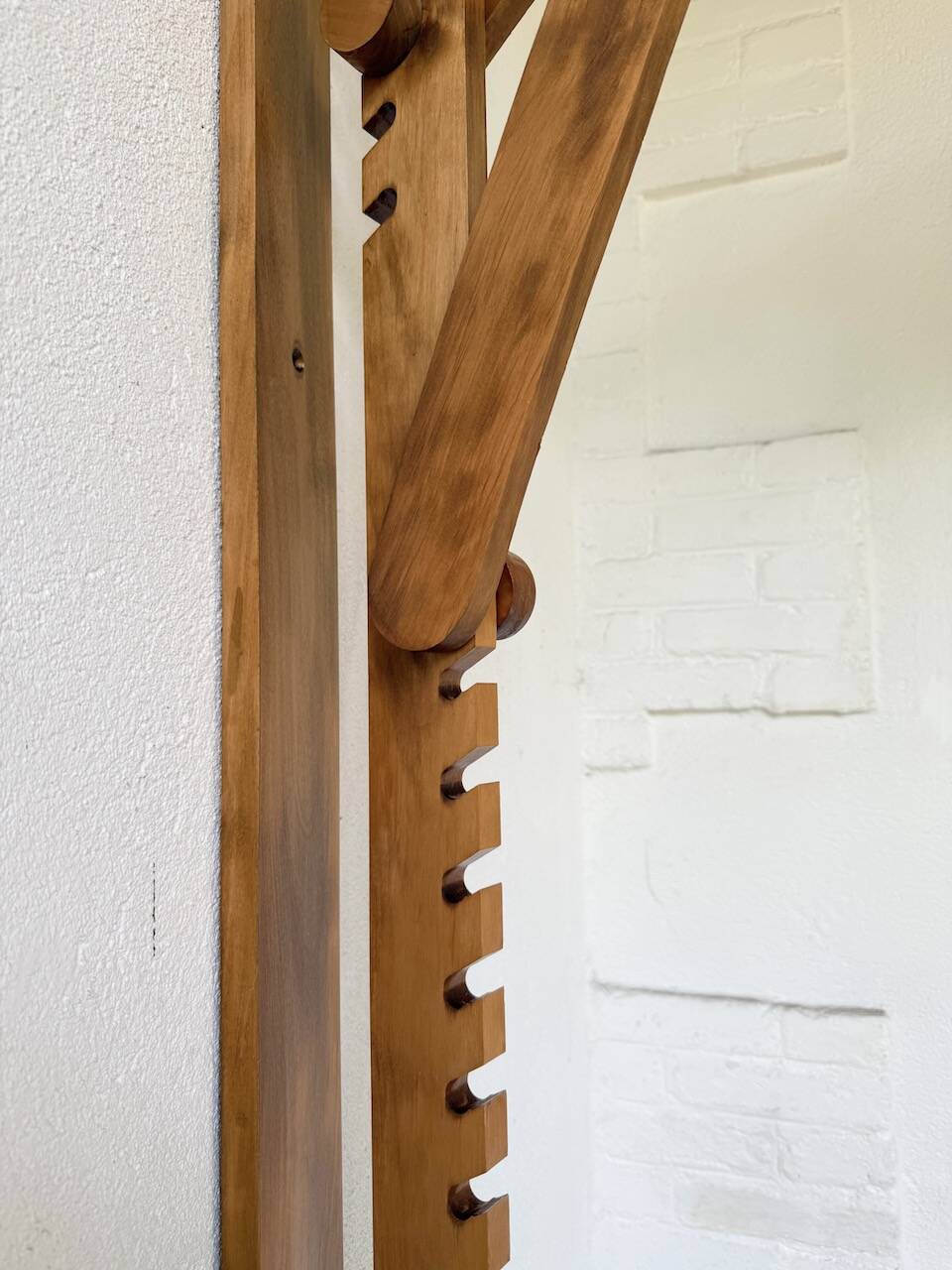 Mountain furniture gallows France pine