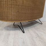 Vintage wicker bar and its two stools