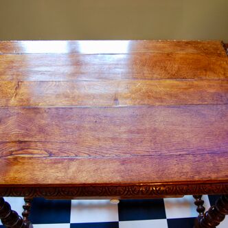 Rectangular oak table