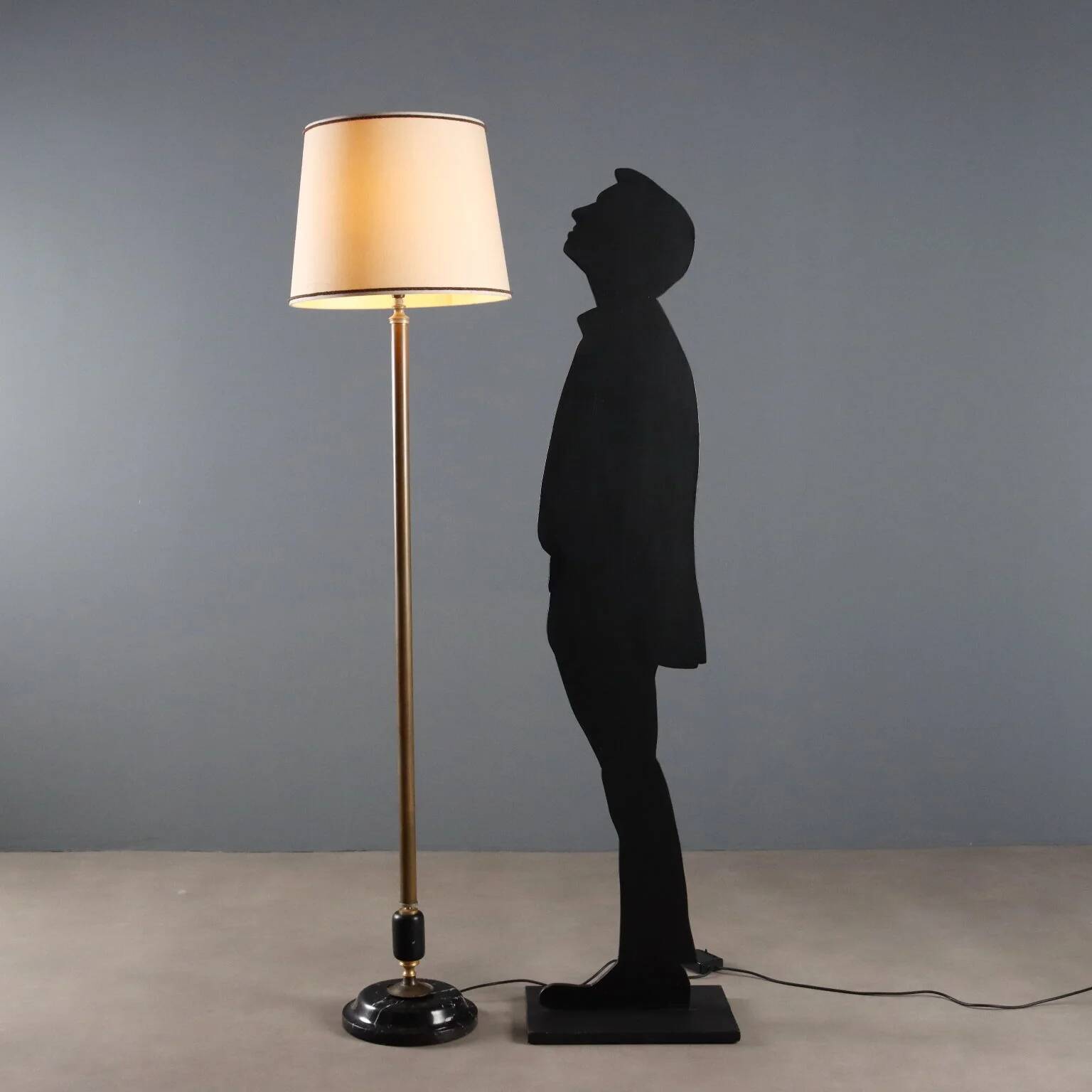 Vintage floor lamp in brass, marble and fabric, Italian design, 1950s.