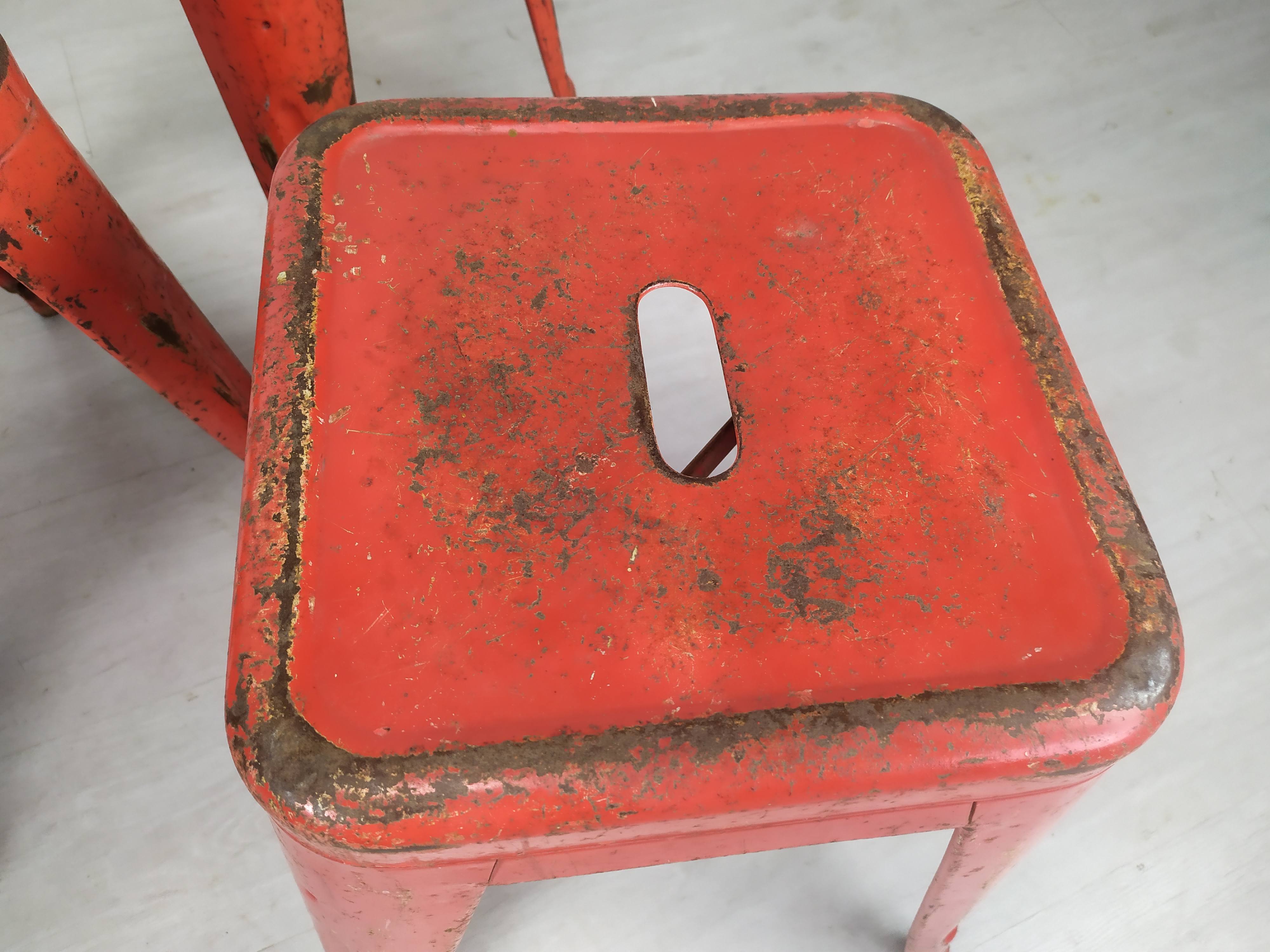 4 tolix indus stools