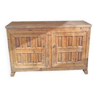 Restored two-door buffet