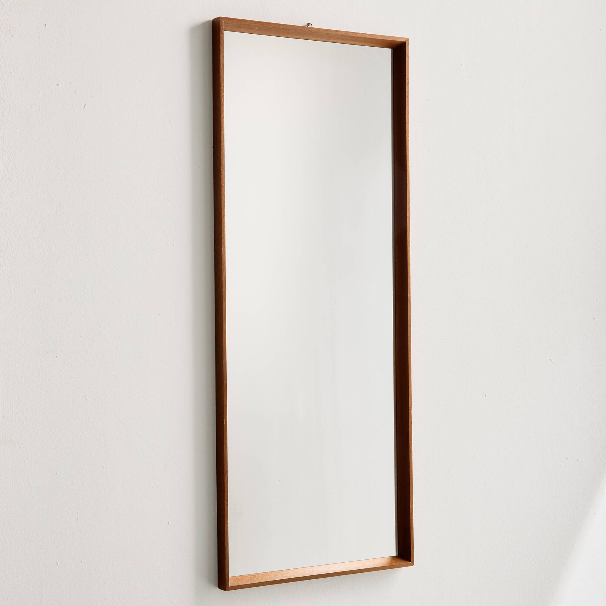 Framed mirror in teak