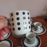 8 tasses à café en porcelaine blanche et noire motifs graphiques vintage 90's